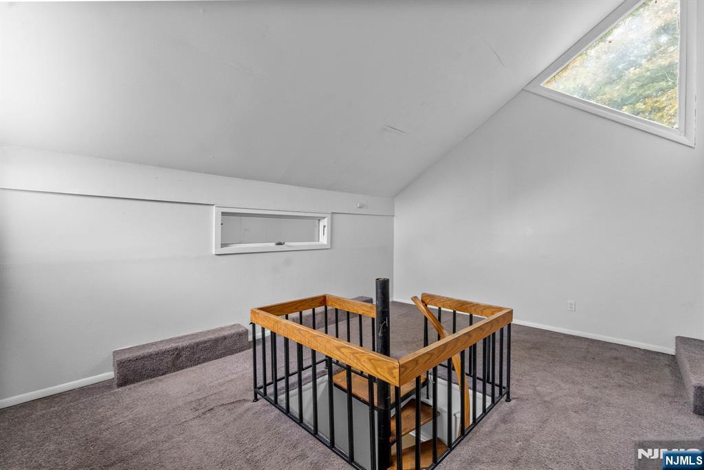 101 State Rt 5 Road 301