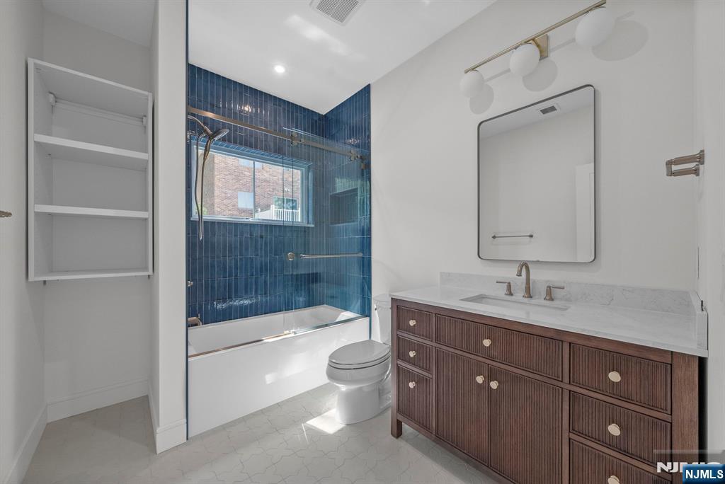 518 4th Street A