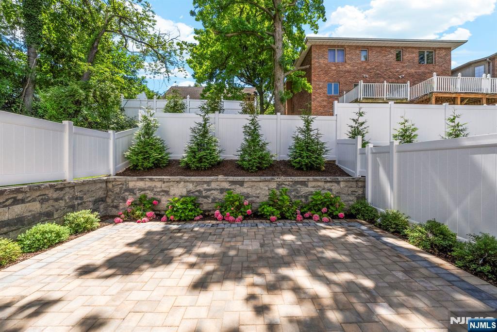 518 4th Street A