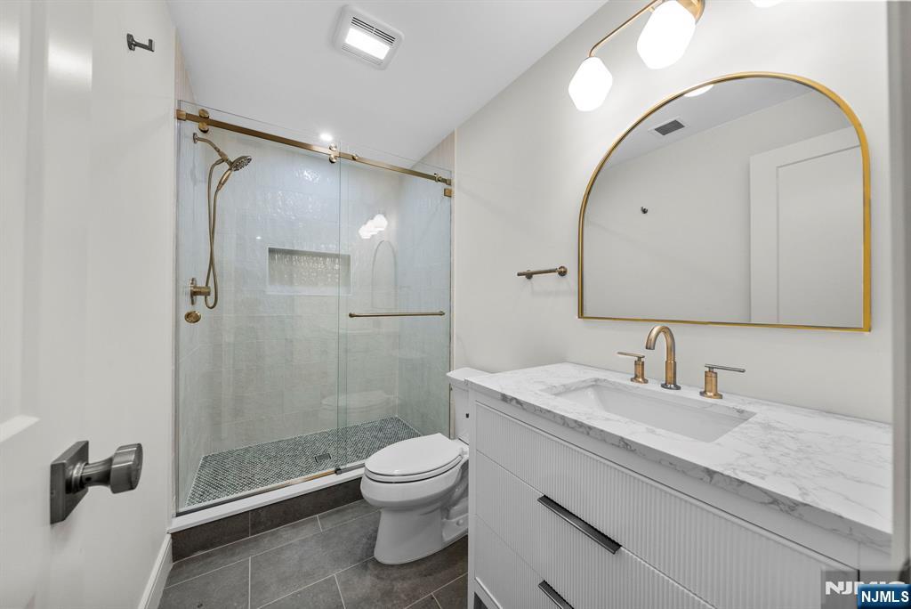 518 4th Street A