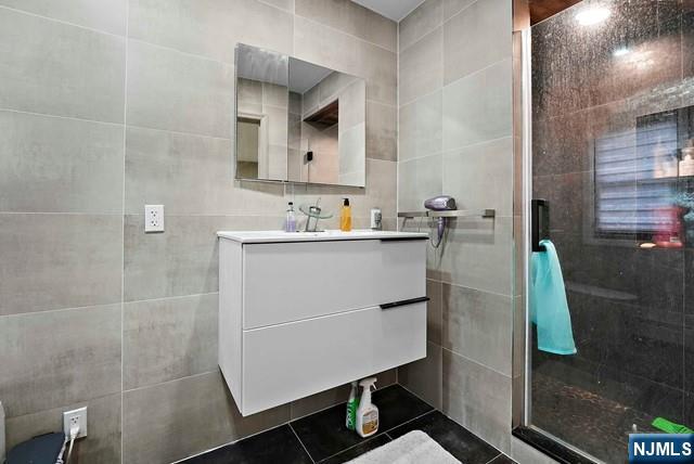 2477 6th Street 2nd Flr