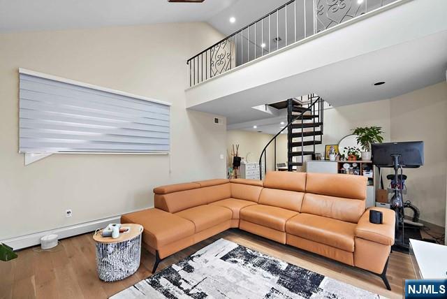 2477 6th Street 2nd Flr