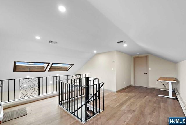 2477 6th Street 2nd Flr