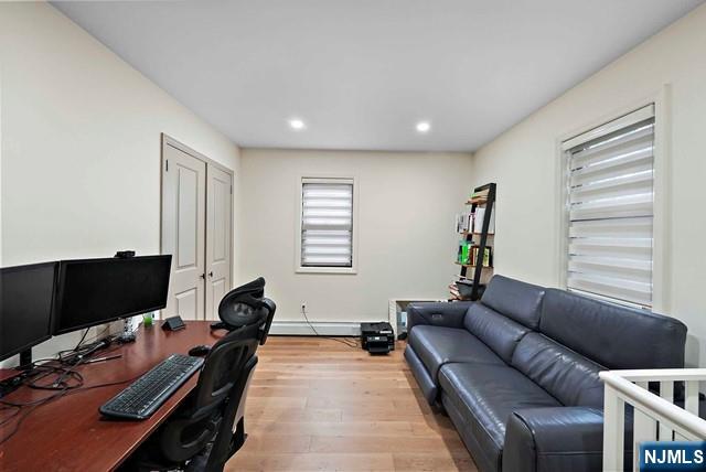 2477 6th Street 2nd Flr