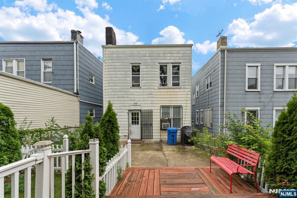 296 Pearsall Avenue