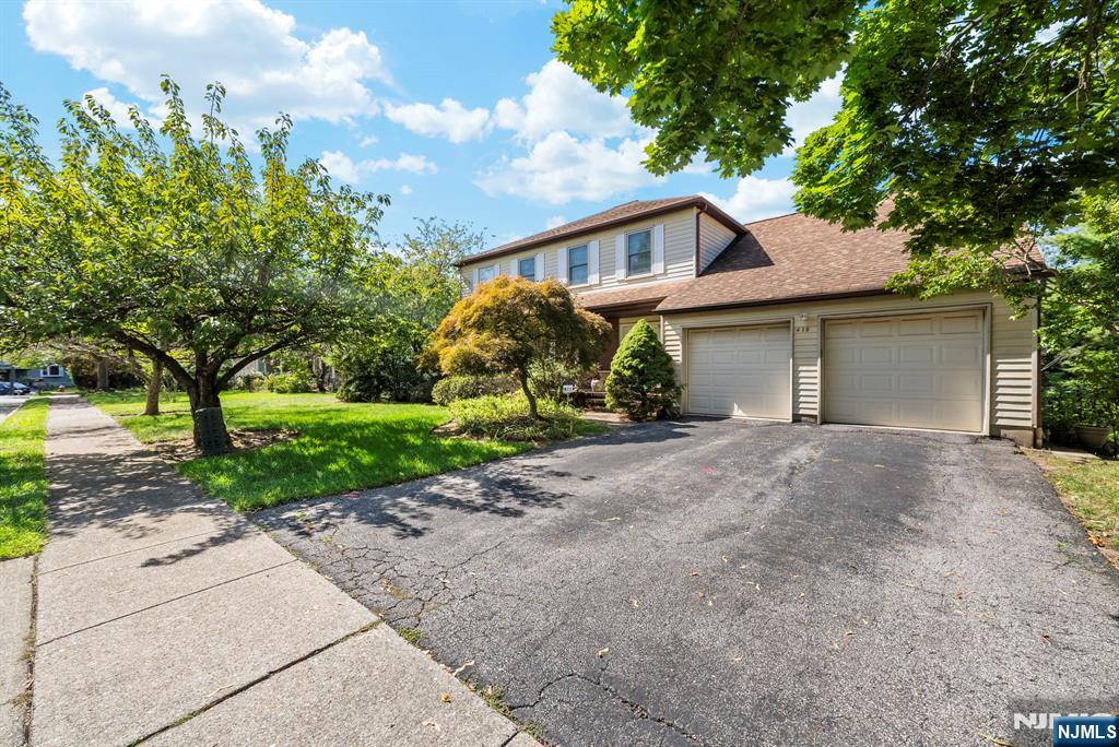418 Birch Lane