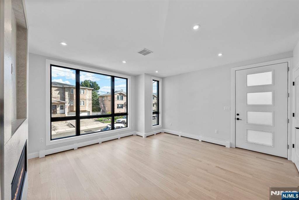 439 1st Street A