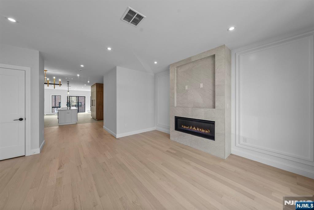 439 1st Street A