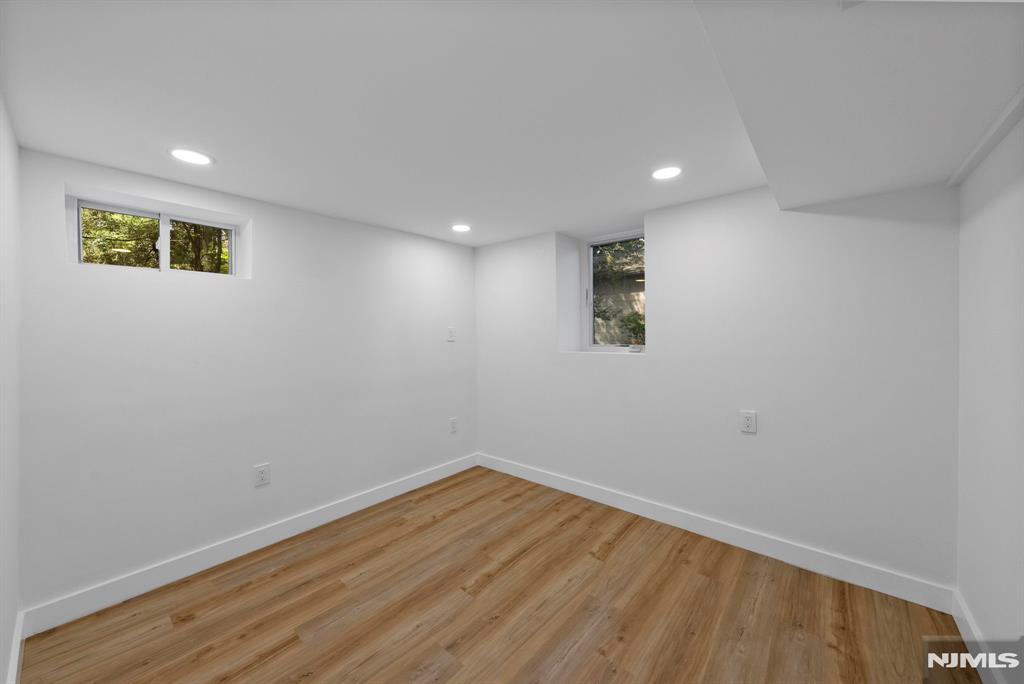 30 Mills Avenue