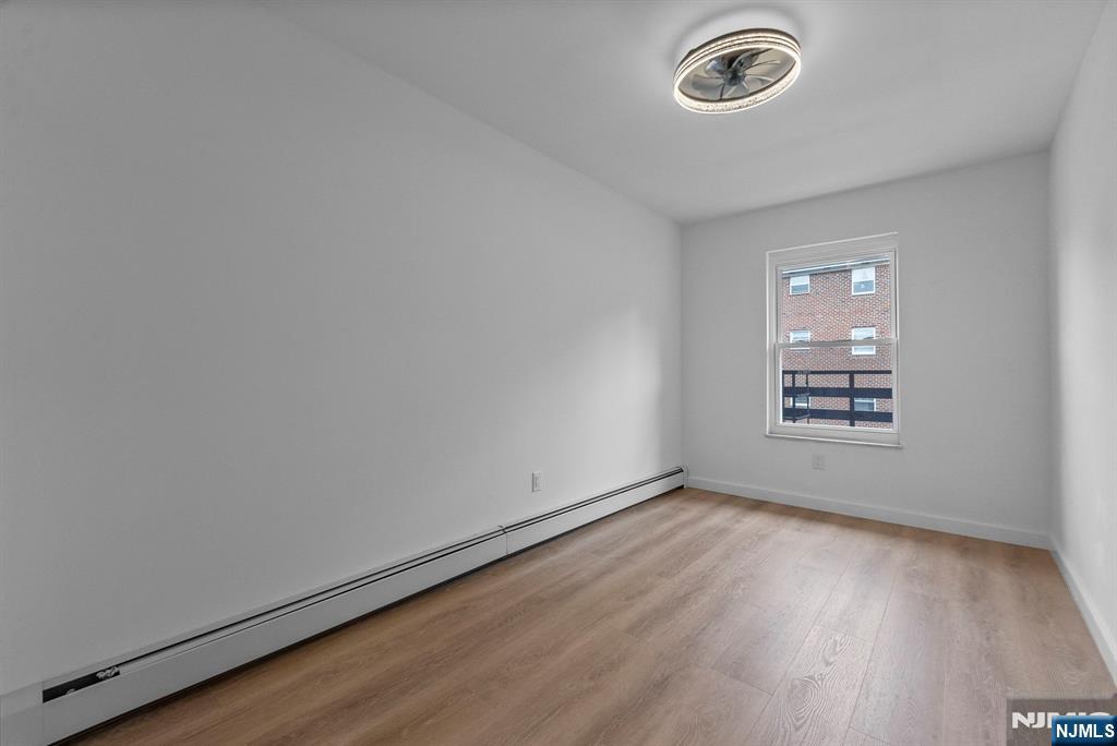 313 Grantwood Boulevard Apt 12
