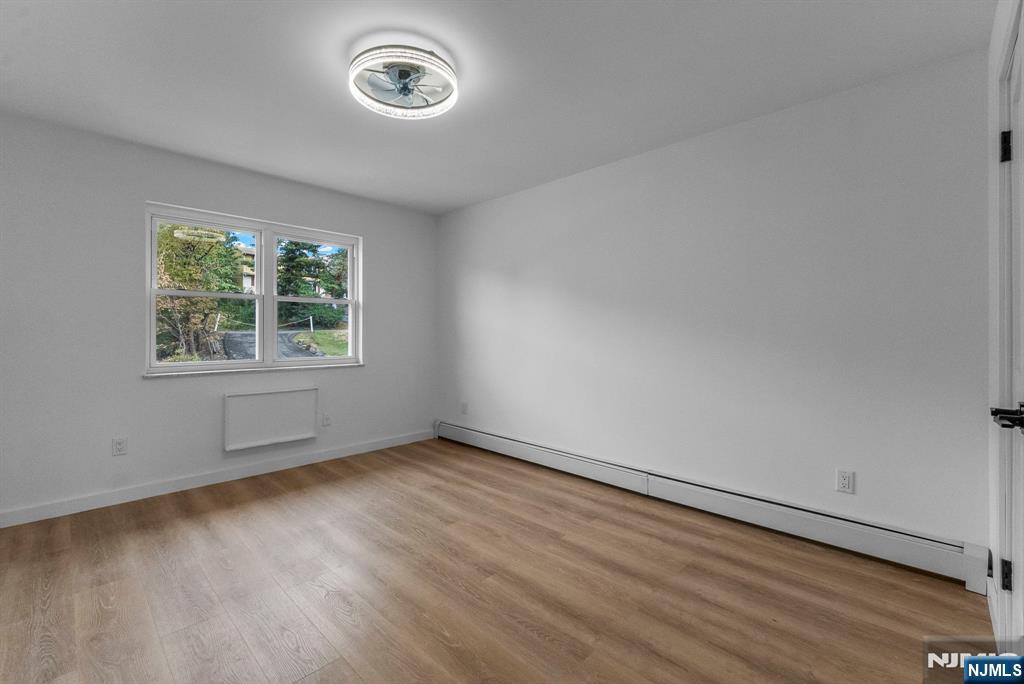 313 Grantwood Boulevard Apt 12