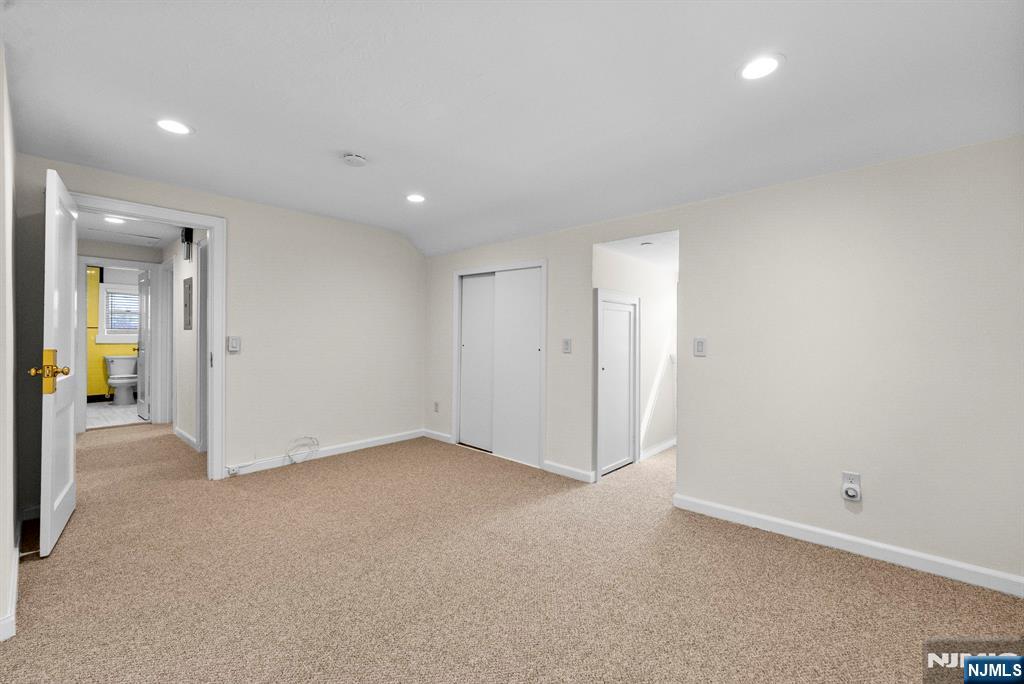 461 9th Street 2nd Floor