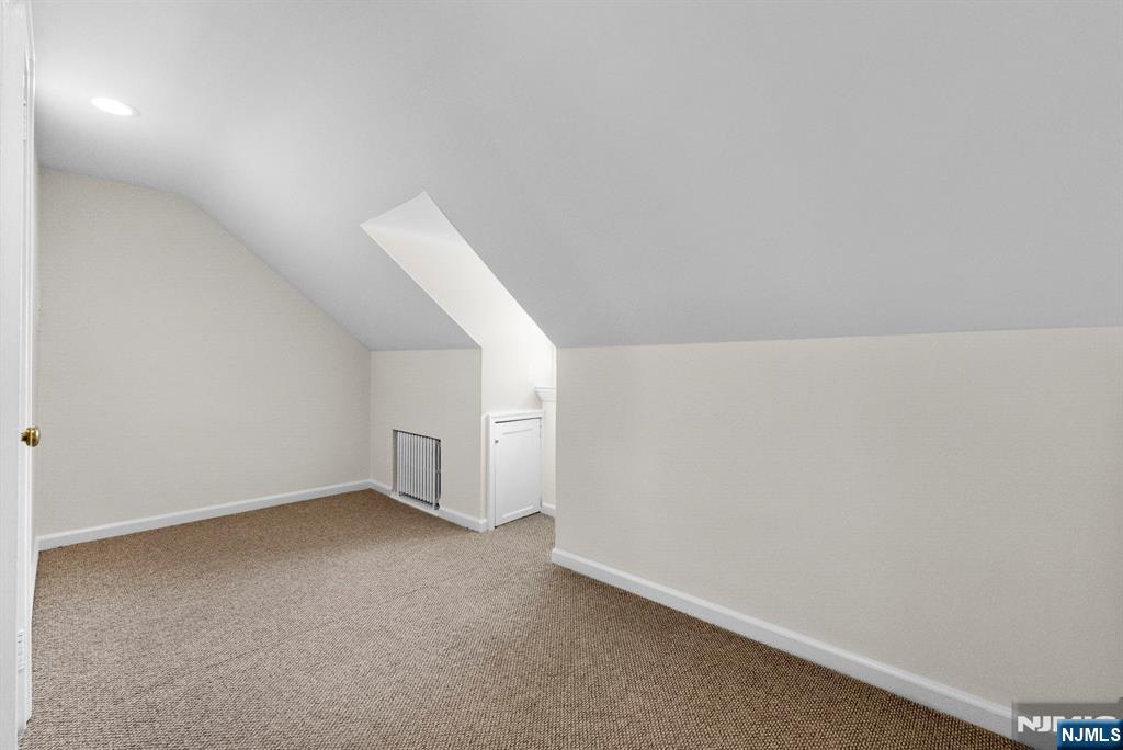 461 9th Street 2nd Floor