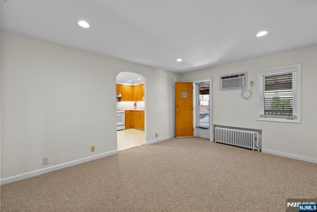 461 9th Street 2nd Floor