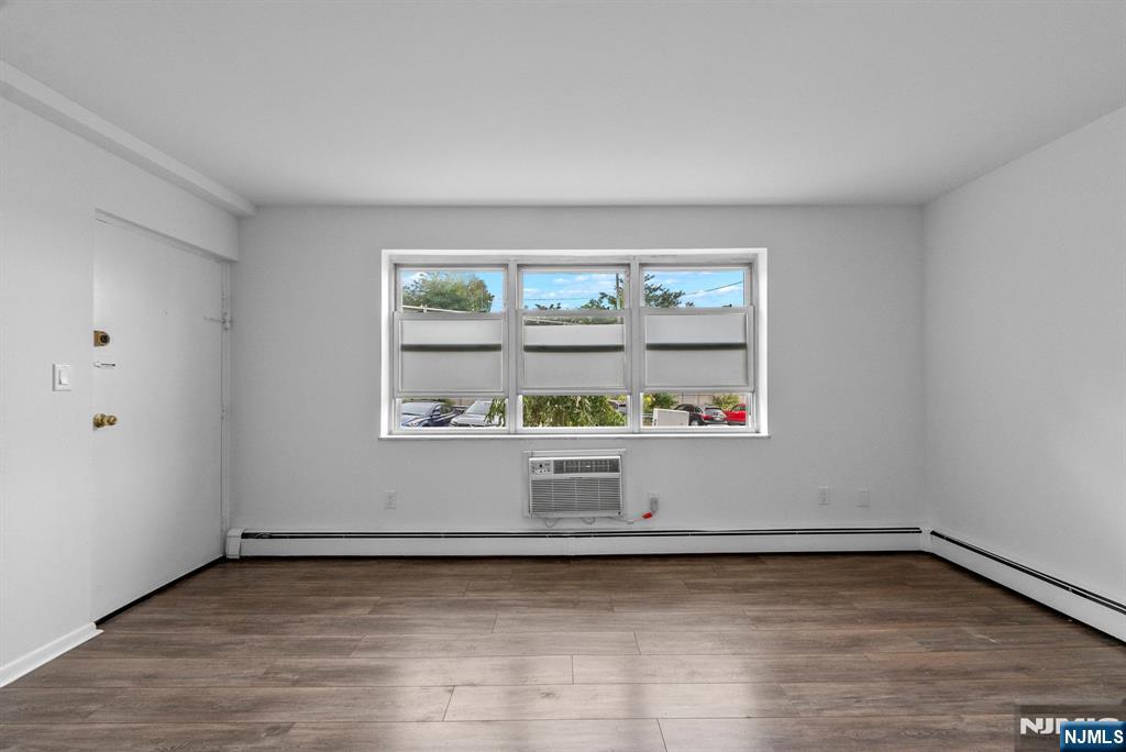 313 Grantwood Boulevard 3