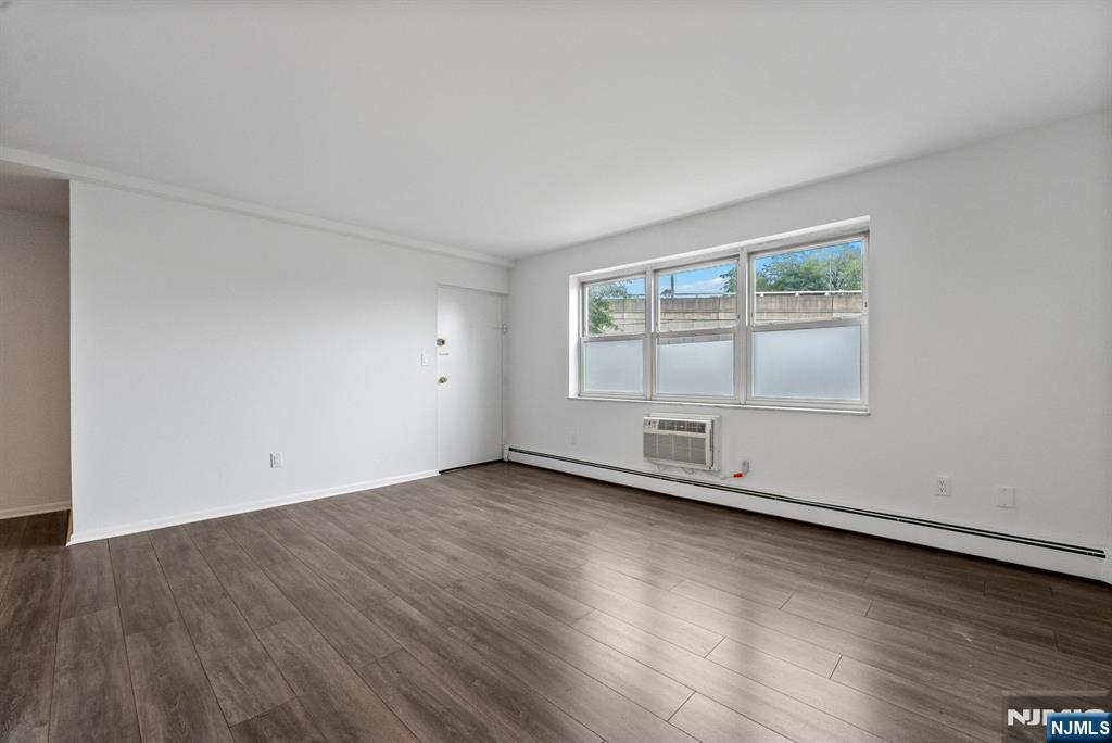 313 Grantwood Boulevard 3