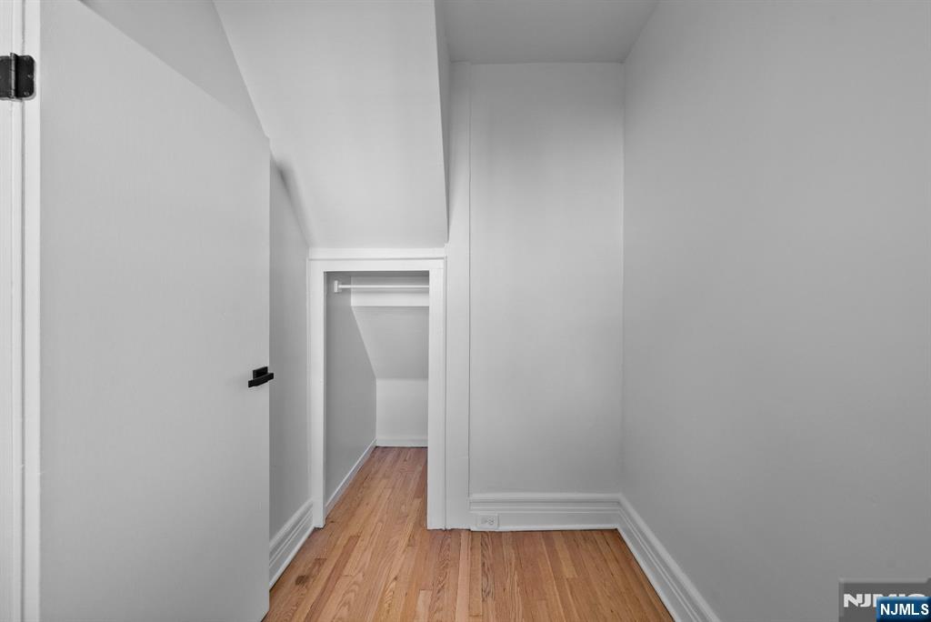 42 Lawrence Street