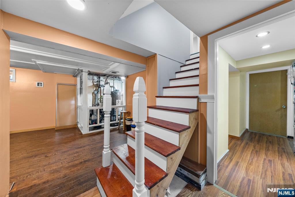 1667 Ardsley Court