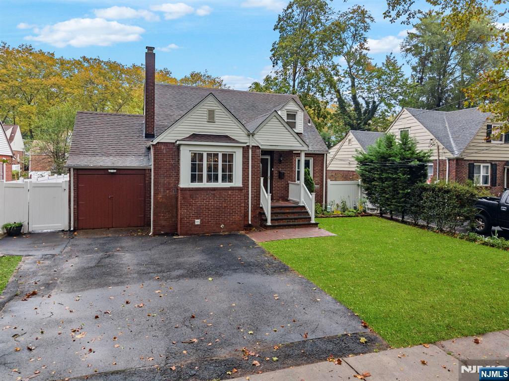 1667 Ardsley Court