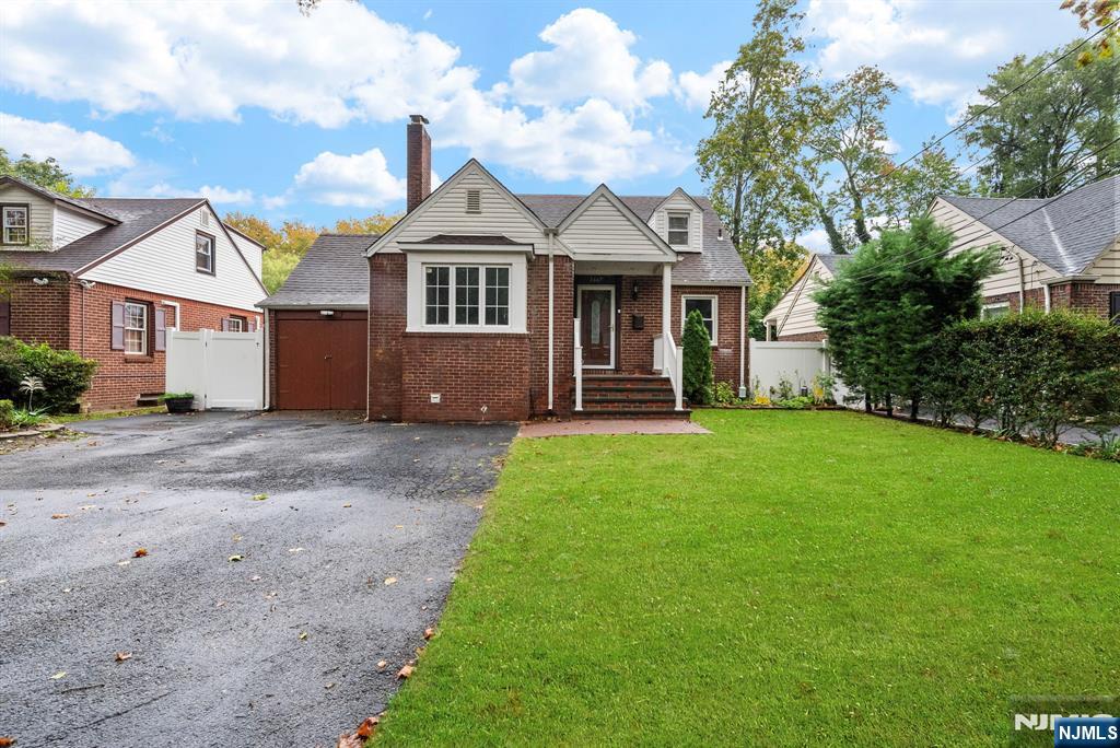 1667 Ardsley Court