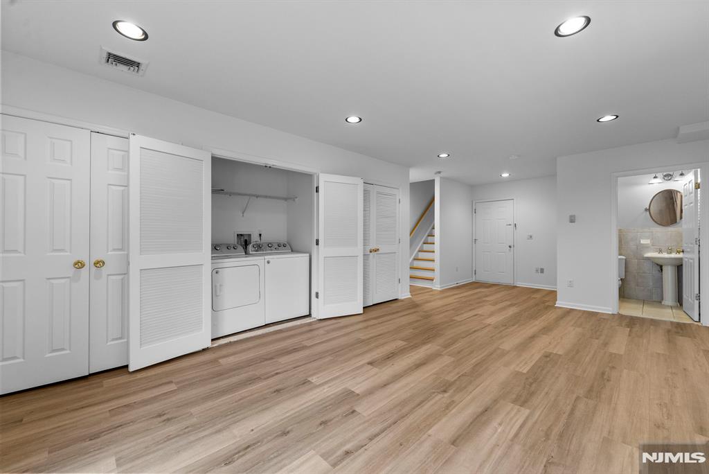 28 Washington Avenue A