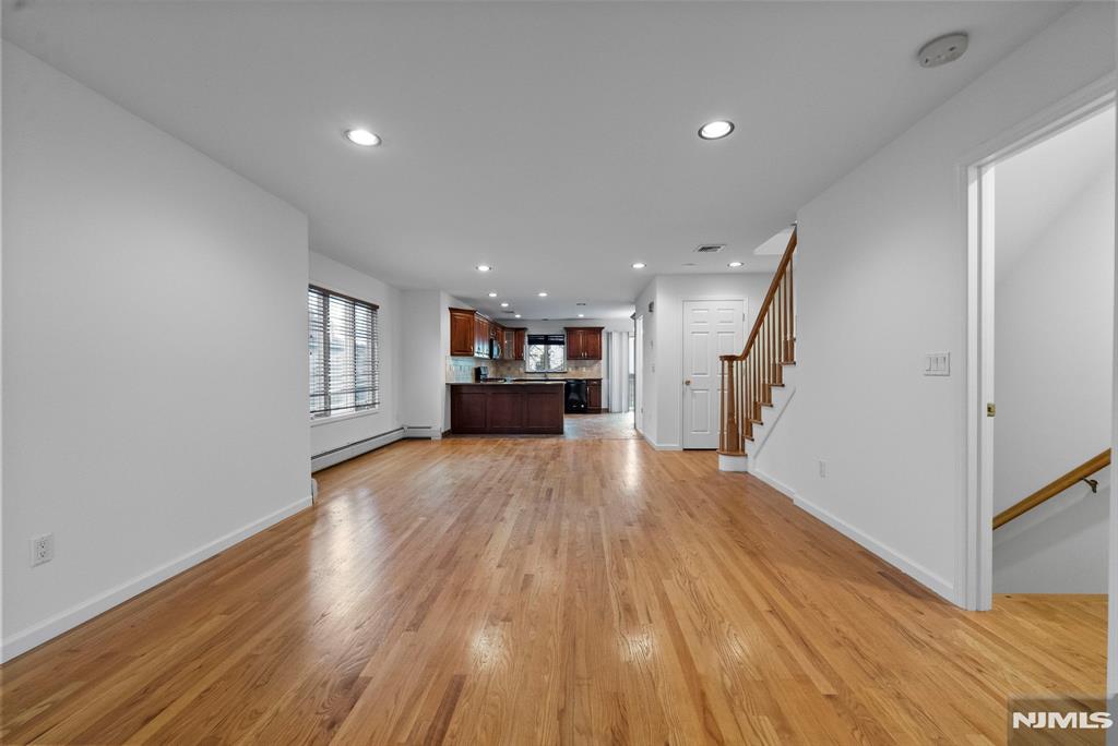 28 Washington Avenue A