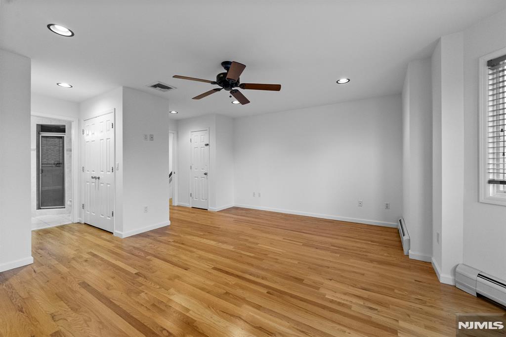 28 Washington Avenue A