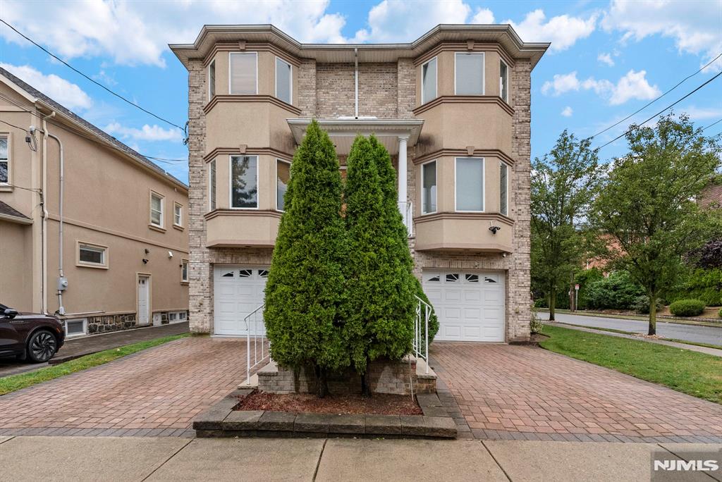 28 Washington Avenue A