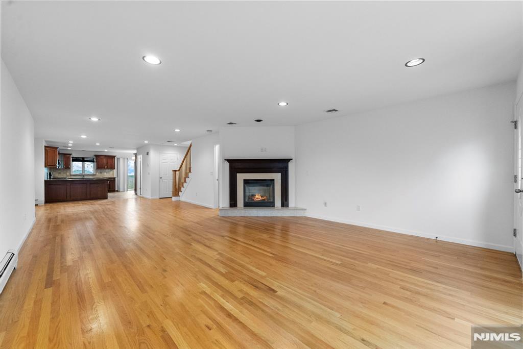 28 Washington Avenue A