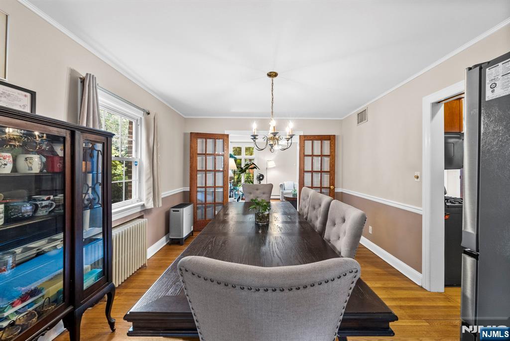 135 Hillcrest Avenue