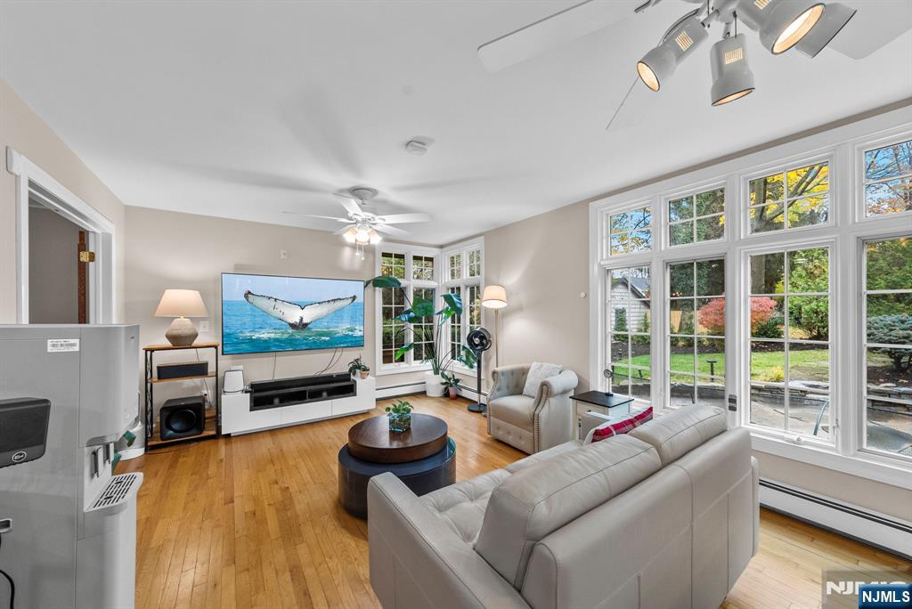 135 Hillcrest Avenue