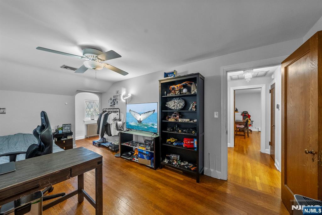 135 Hillcrest Avenue