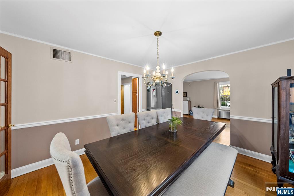 135 Hillcrest Avenue