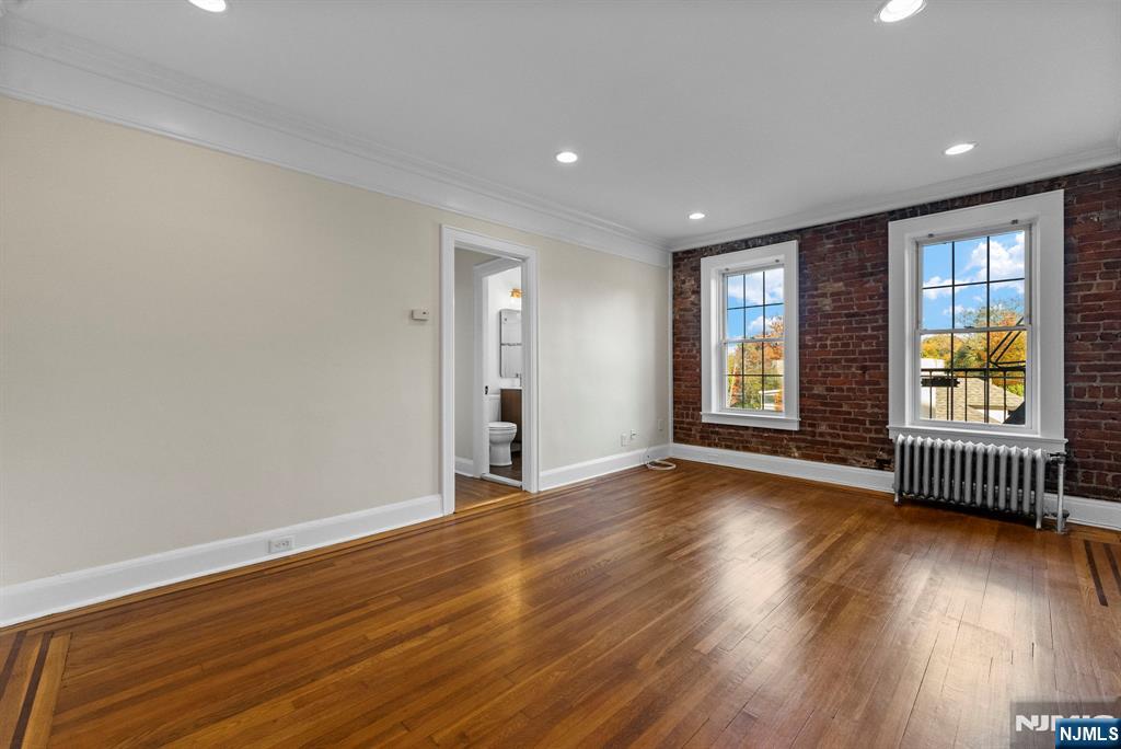 275 Engle Street F3