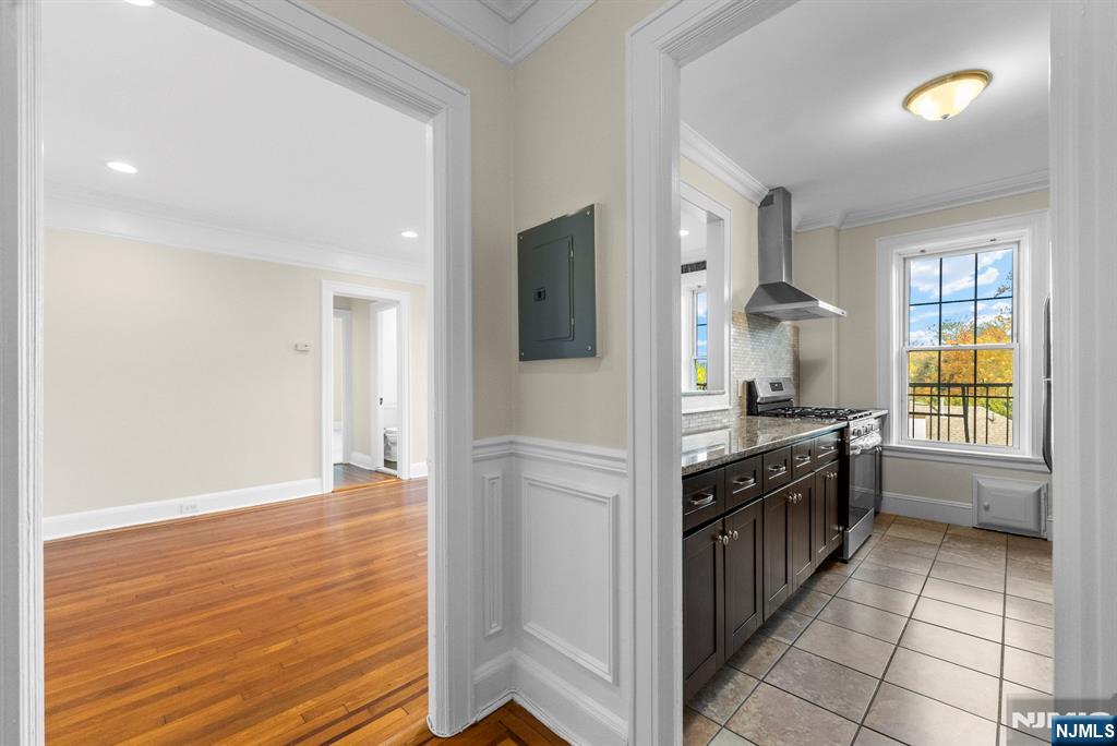 275 Engle Street F3
