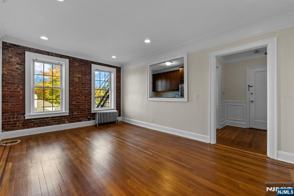 275 Engle Street F3