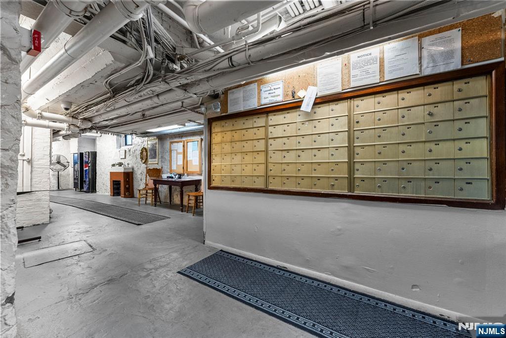 275 Engle Street F3