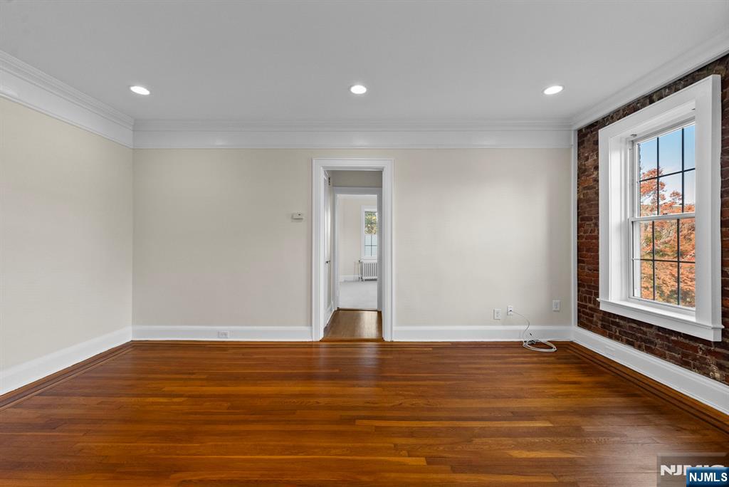 275 Engle Street F3