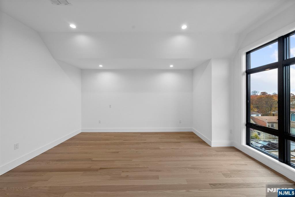 256 7th Street C