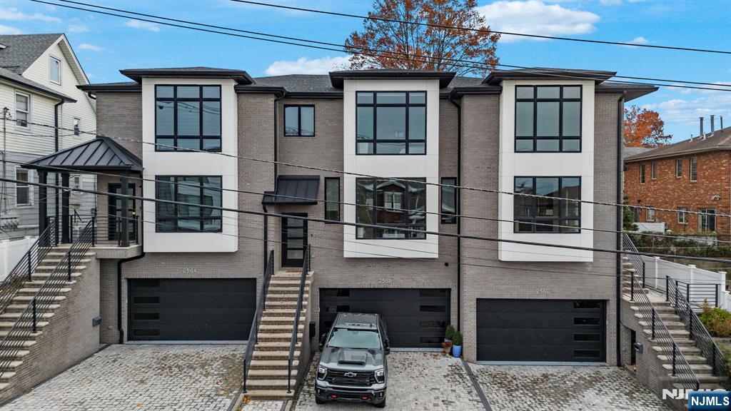 256 7th Street C