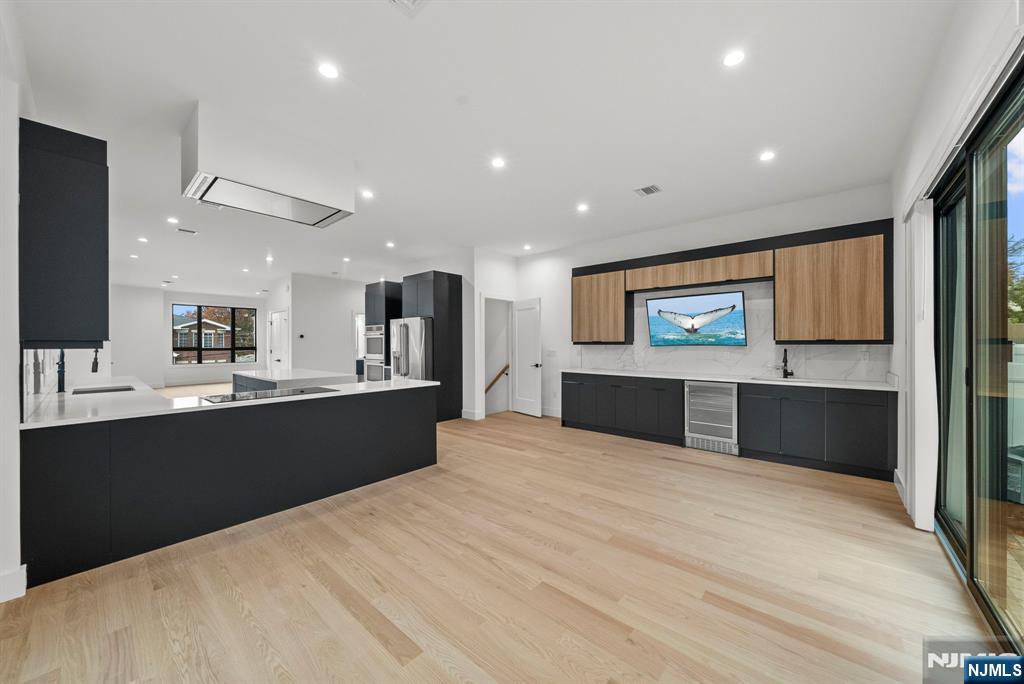 256 7th Street C