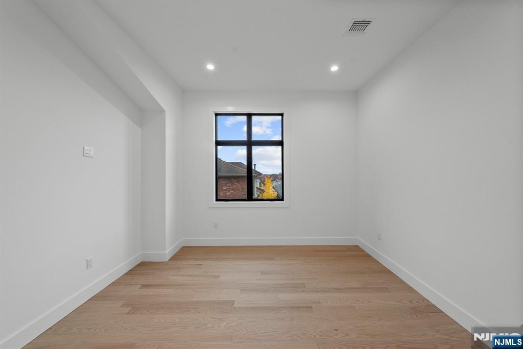 256 7th Street C