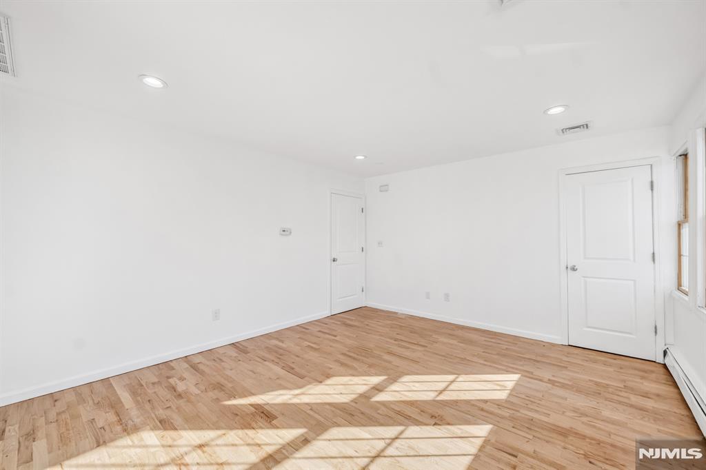 457 Washington Avenue