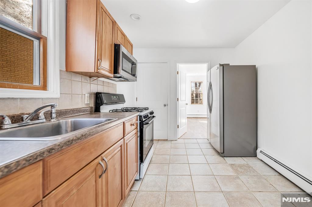 457 Washington Avenue