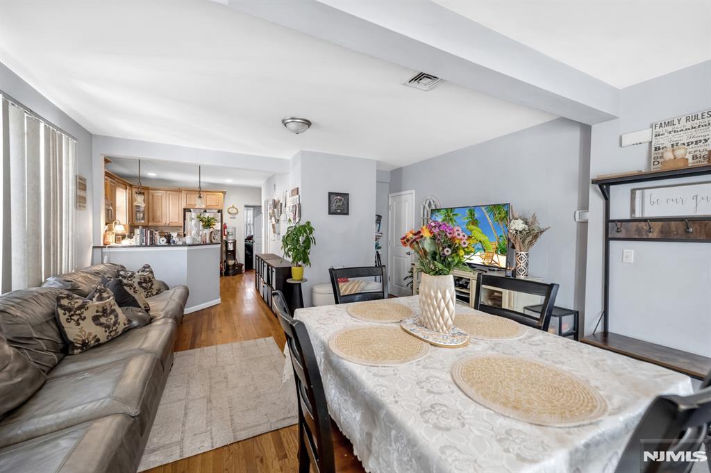 457 Washington Avenue