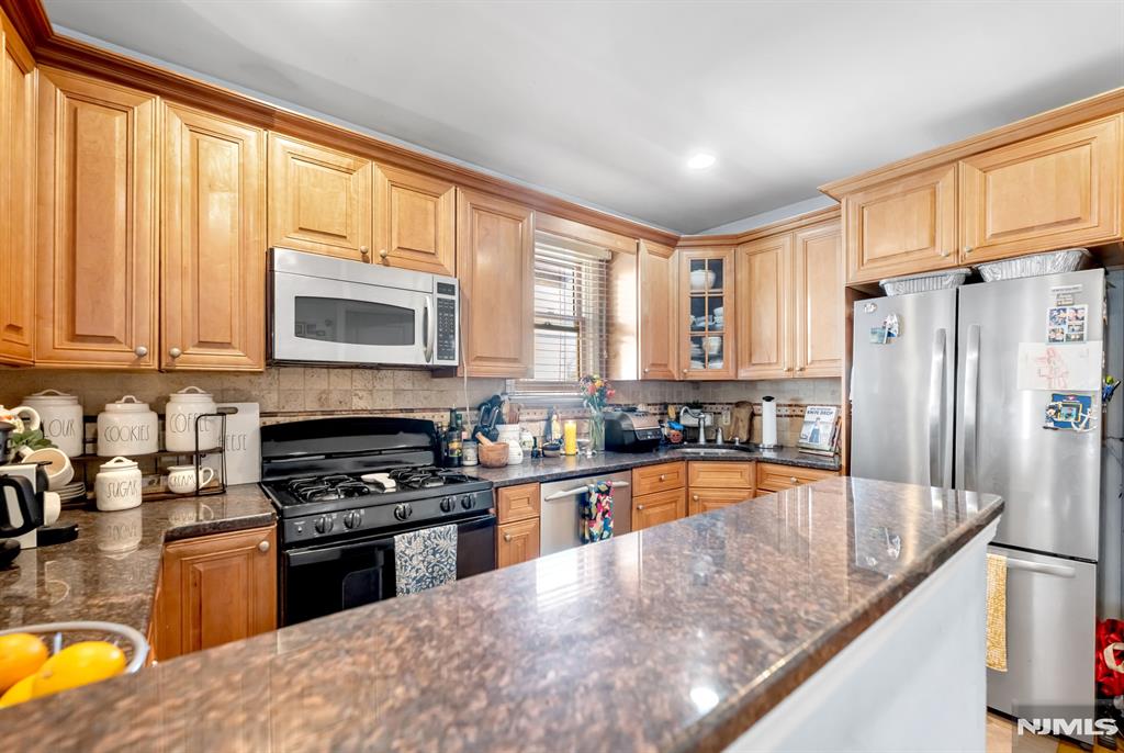 457 Washington Avenue