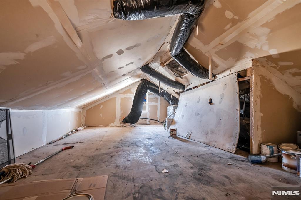 457 Washington Avenue