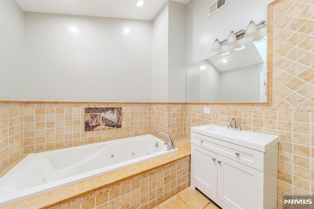 236 Columbus Avenue 5