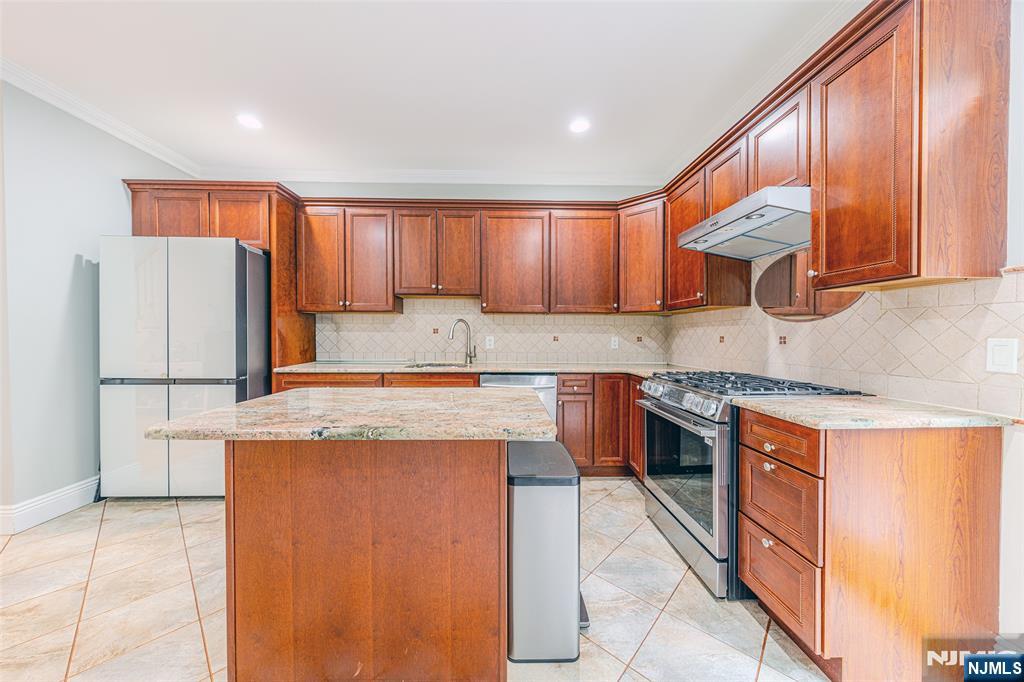 236 Columbus Avenue 5