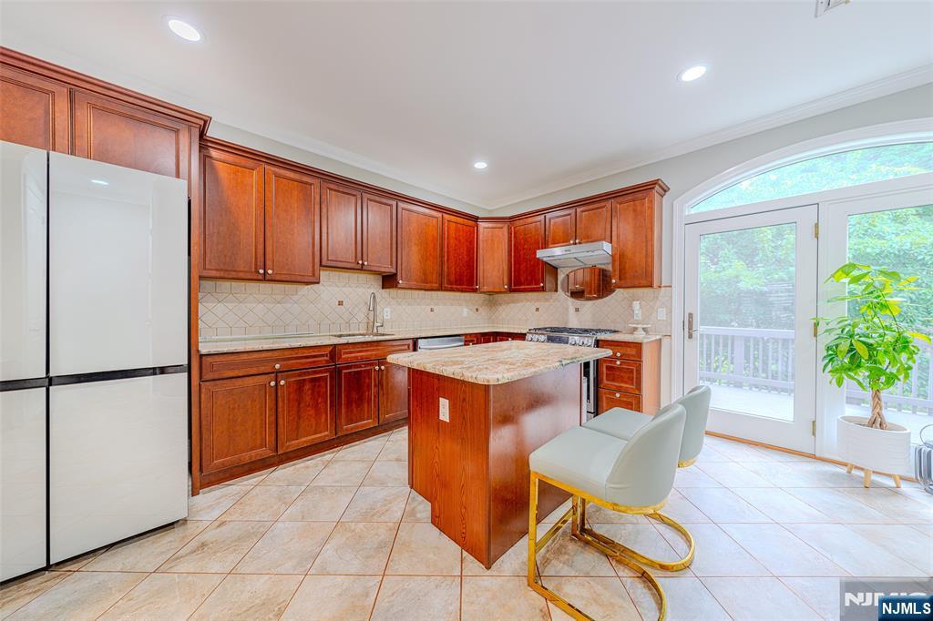 236 Columbus Avenue 5
